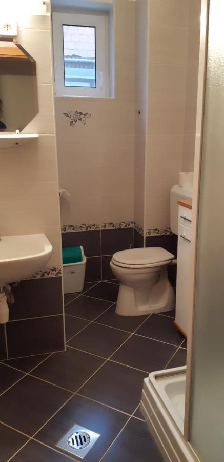 Antal Apartmanok Zalakaros Exterior foto