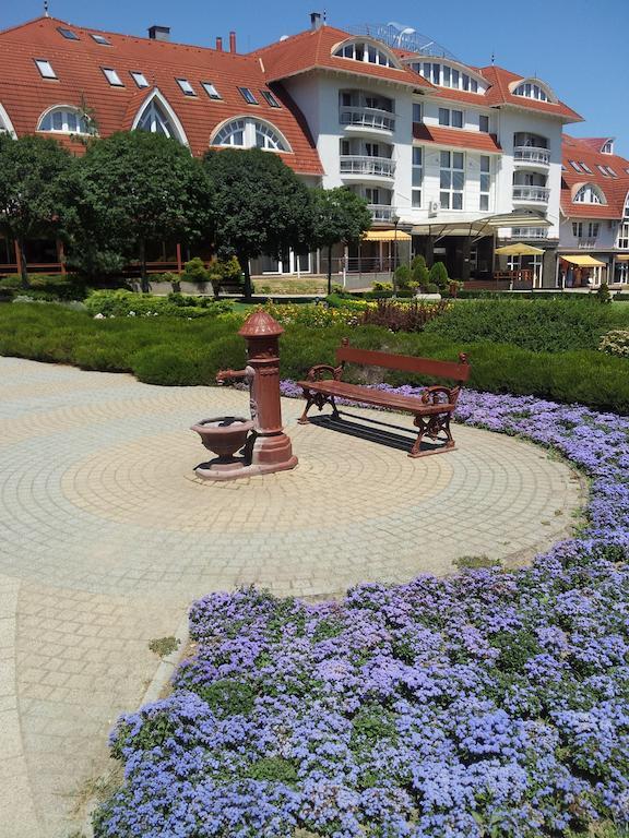 Antal Apartmanok Zalakaros Exterior foto
