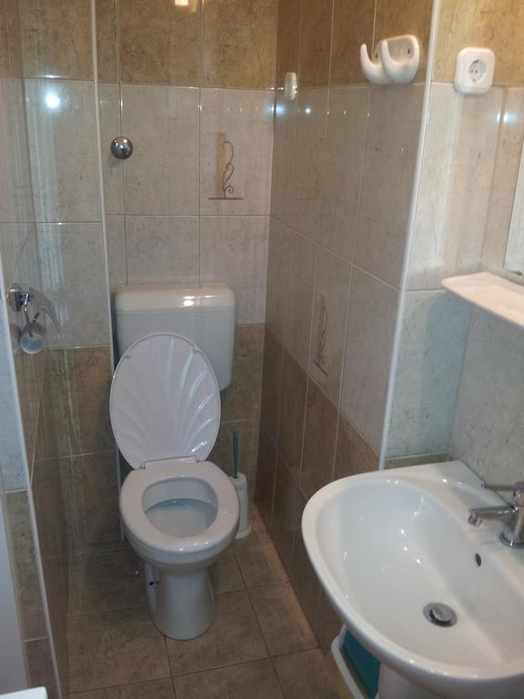 Antal Apartmanok Zalakaros Habitación foto